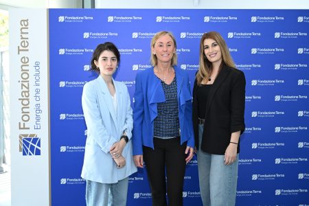 Le esponenti della Fondazione Le Stelle di Marisa. Da sinistra: Carlotta Med, Psicologa, Isabella Rusconi, Direttore e Benedetta Durini, Responsabile Scientifico.